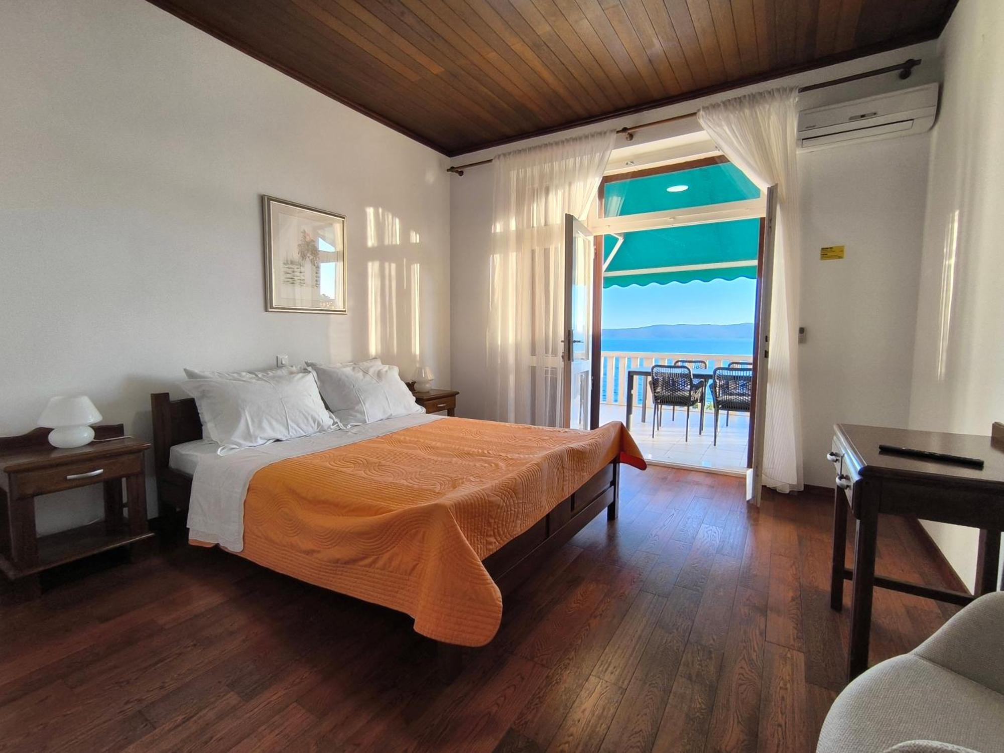 ברלה Apartments Julija מראה חיצוני תמונה